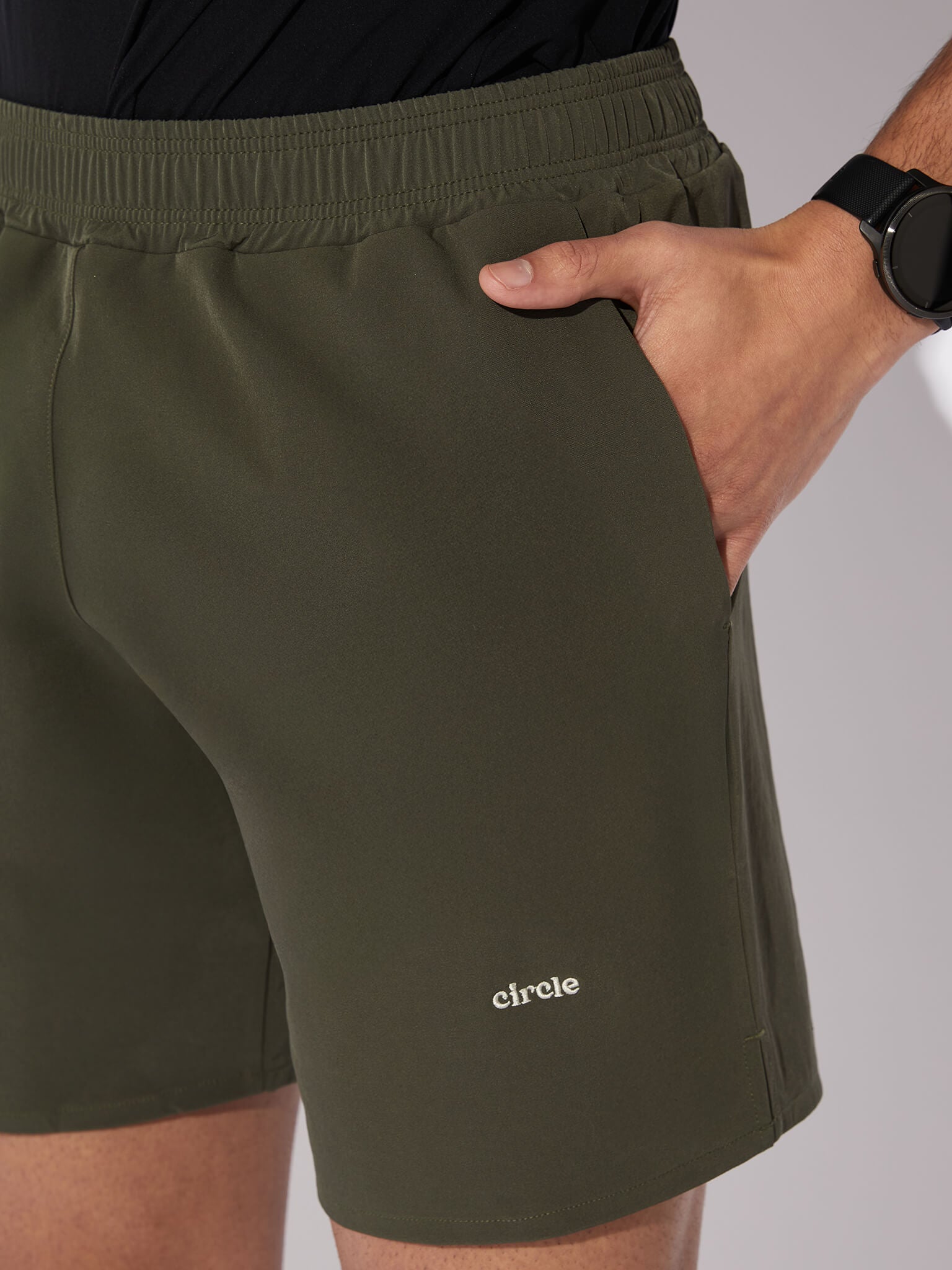 circle-sportswear-short-active-homme-short-l-ger-avec-poche-zipp-e image 2