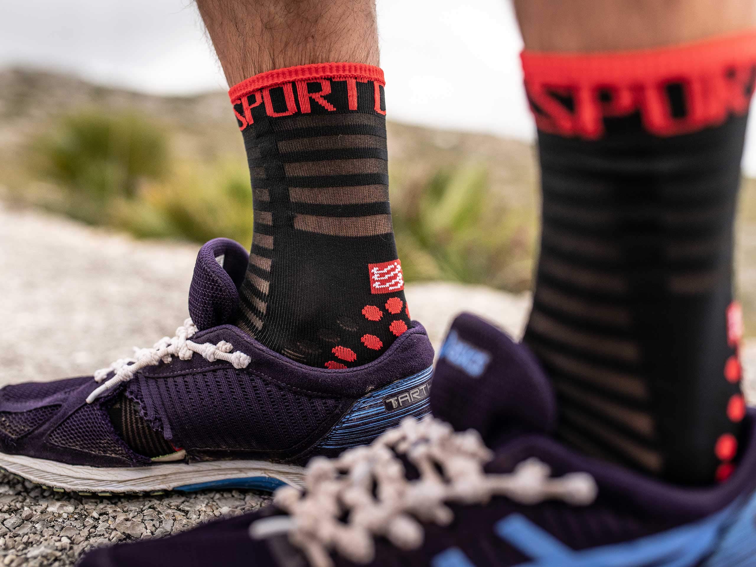 compressport-pro-racing-socks-v3-ultralight-run-high-chaussettes-de-running-mi-h image 6