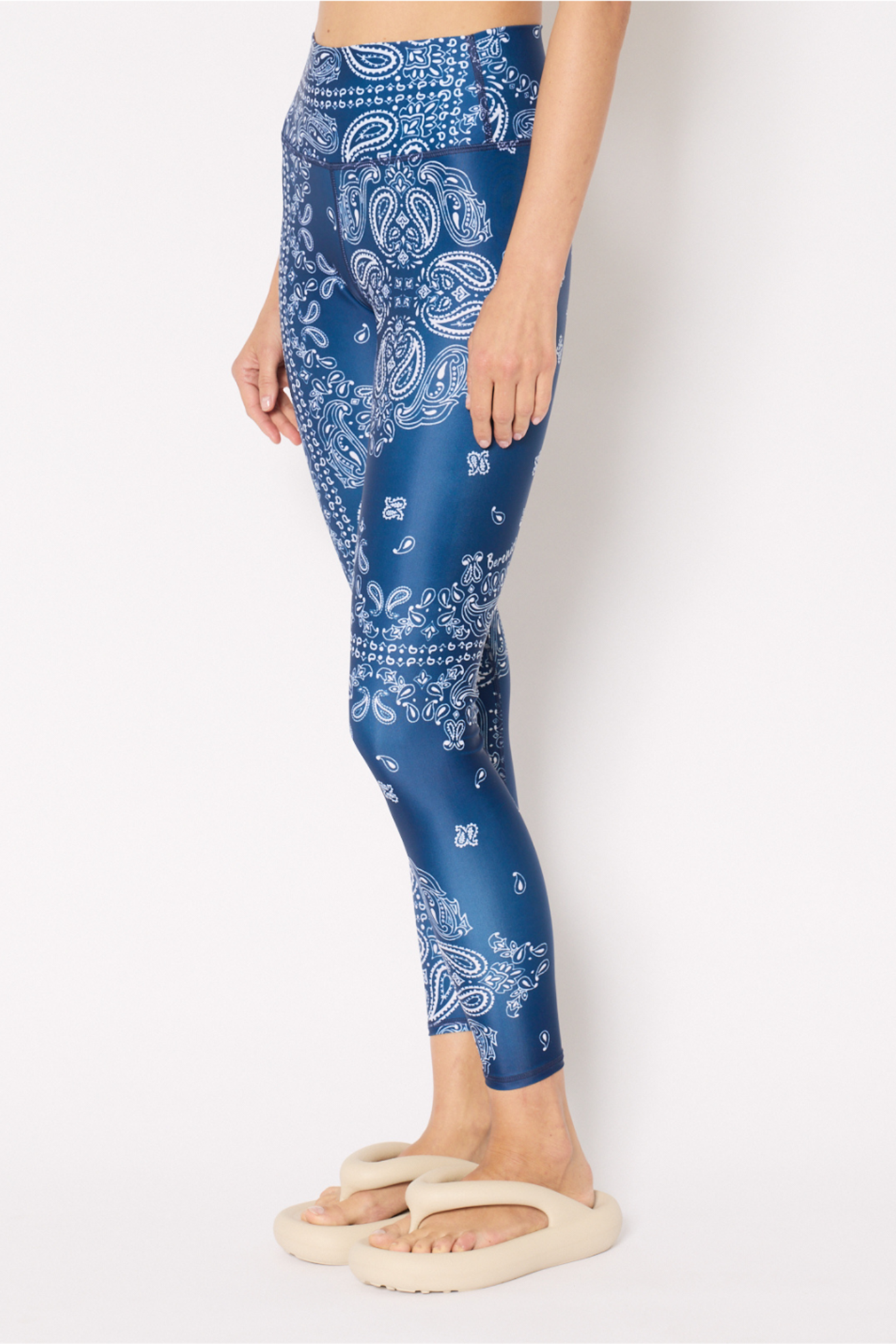 luz-collections-legging-fleur-bandana-bleu-7-8e-taille-mi-haute image 3