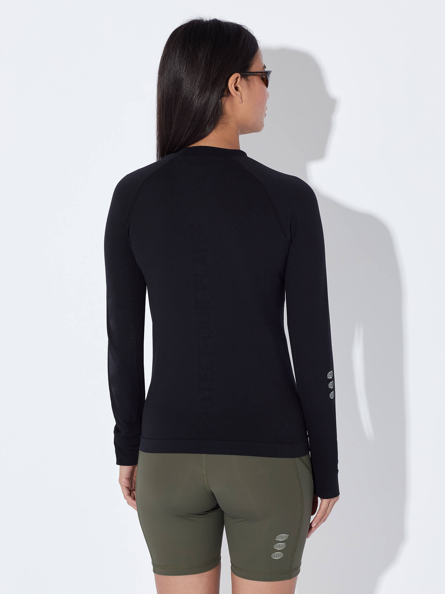 circle-sportswear-endurance-soft-premi-re-couche-manches-longues-femme-seamless image 3