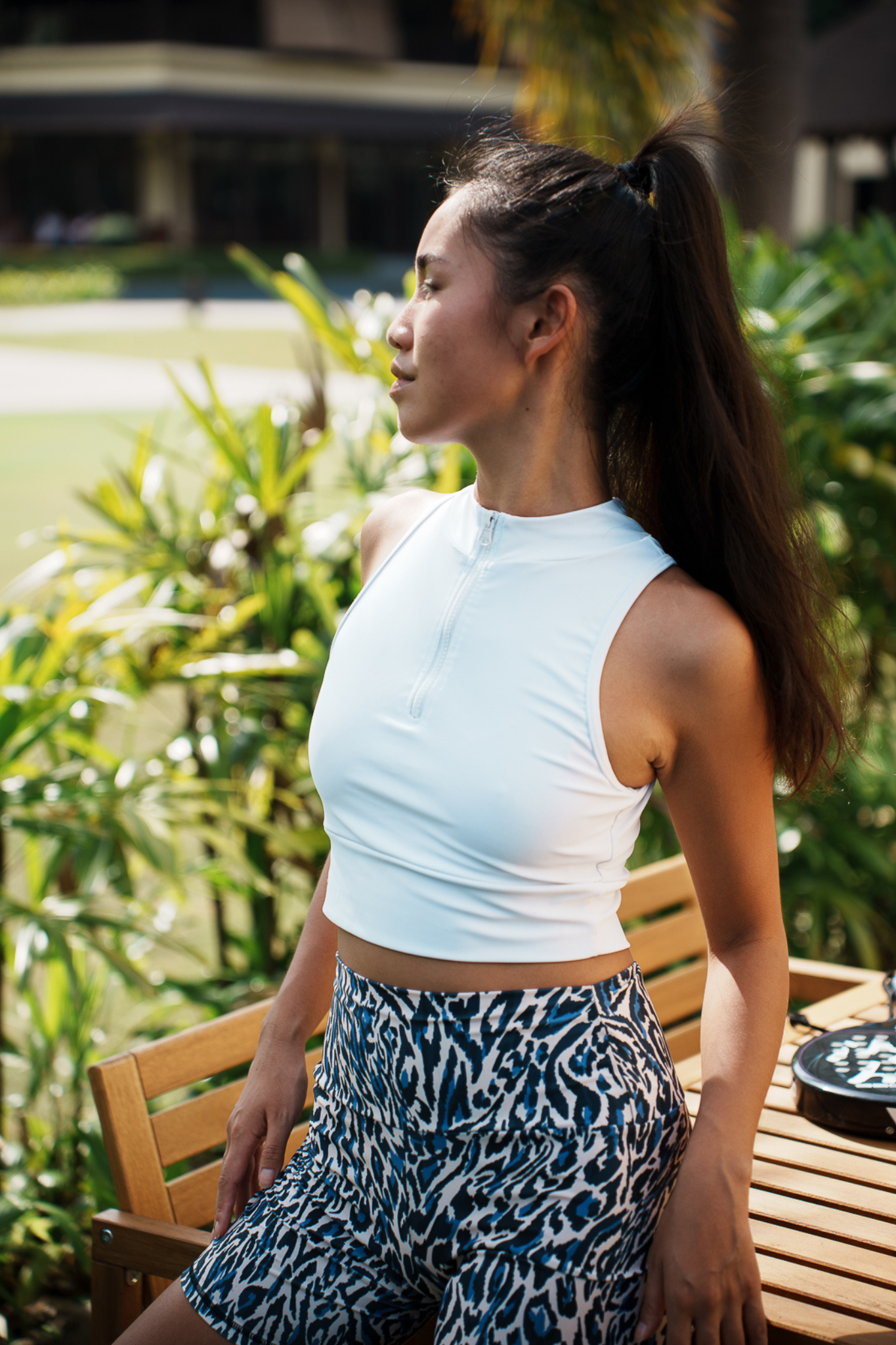 luz-collections-brassi-re-nolwenn-brassi-re-de-sport-blanche-fermeture-clair-zip image 3