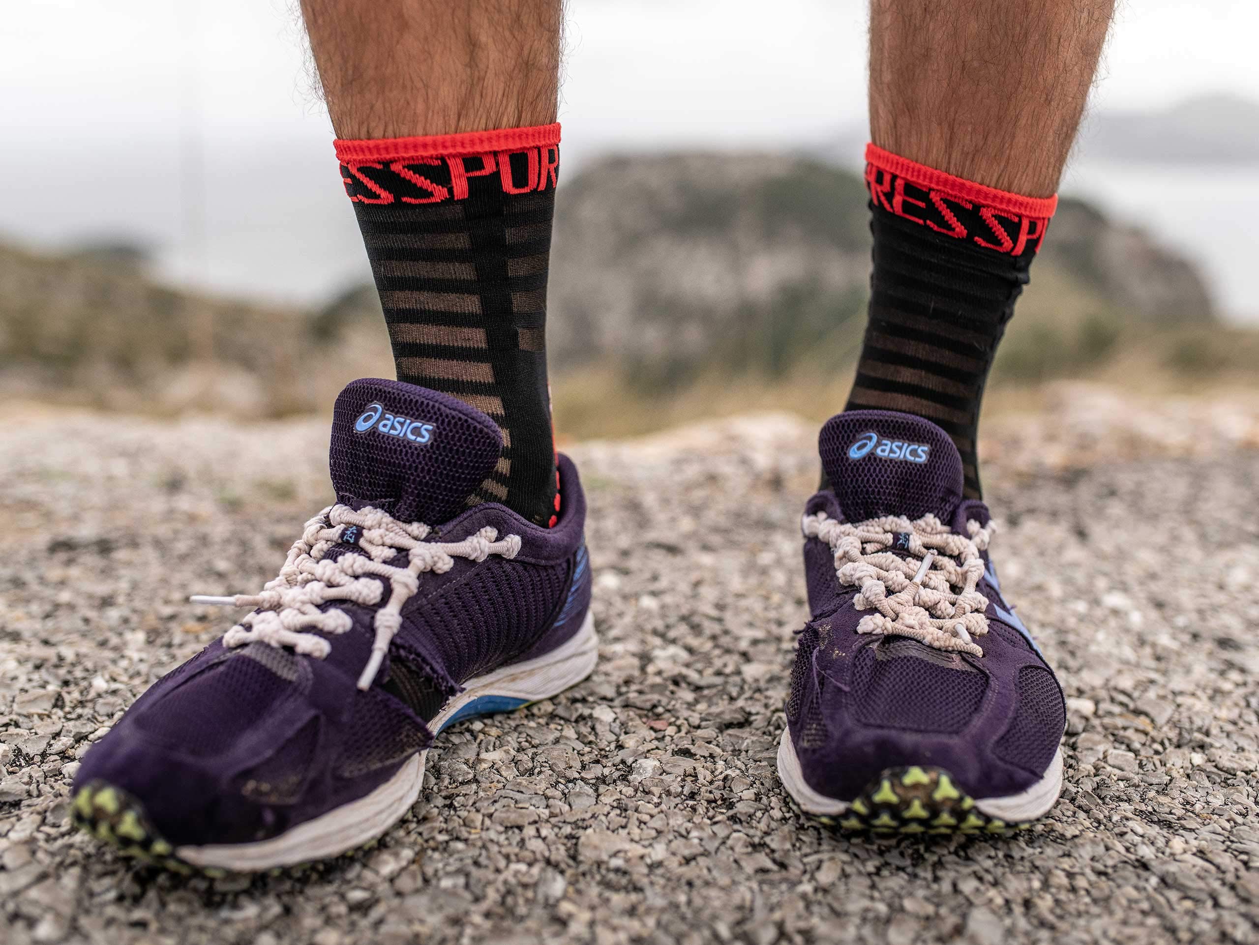 compressport-pro-racing-socks-v3-ultralight-run-high-chaussettes-de-running-mi-h image 7