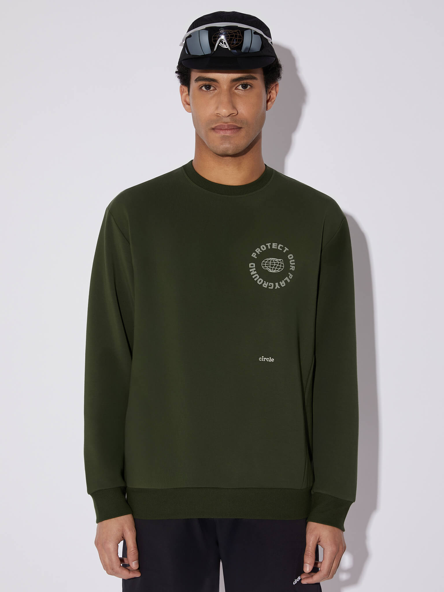 circle-sportswear-sweat-get-lucky-coupe-droite-col-rond-douceur-ultime image 2
