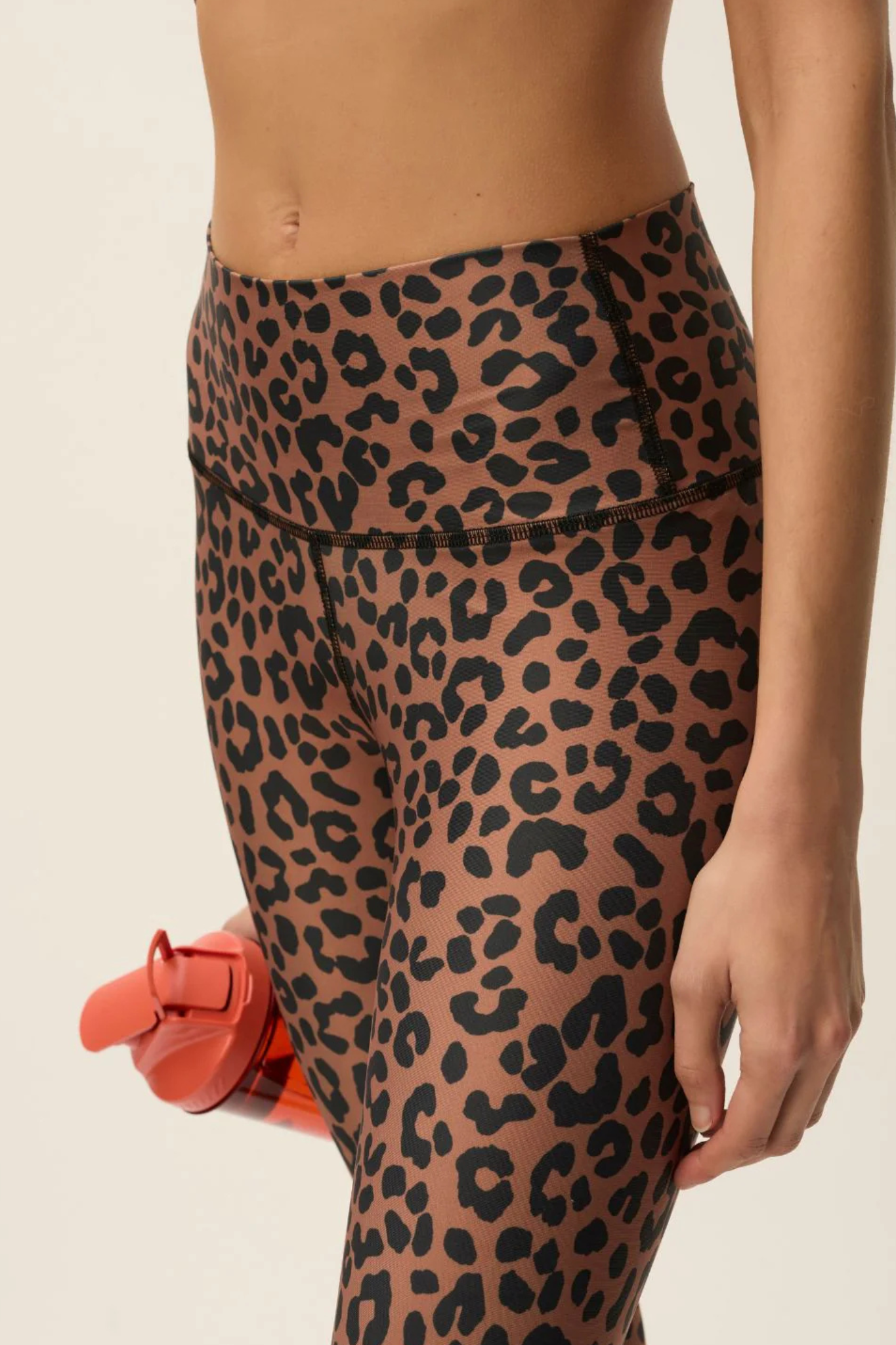luz-collections-legging-jasmin-graou-imprim-l-opard-taille-haute image 4