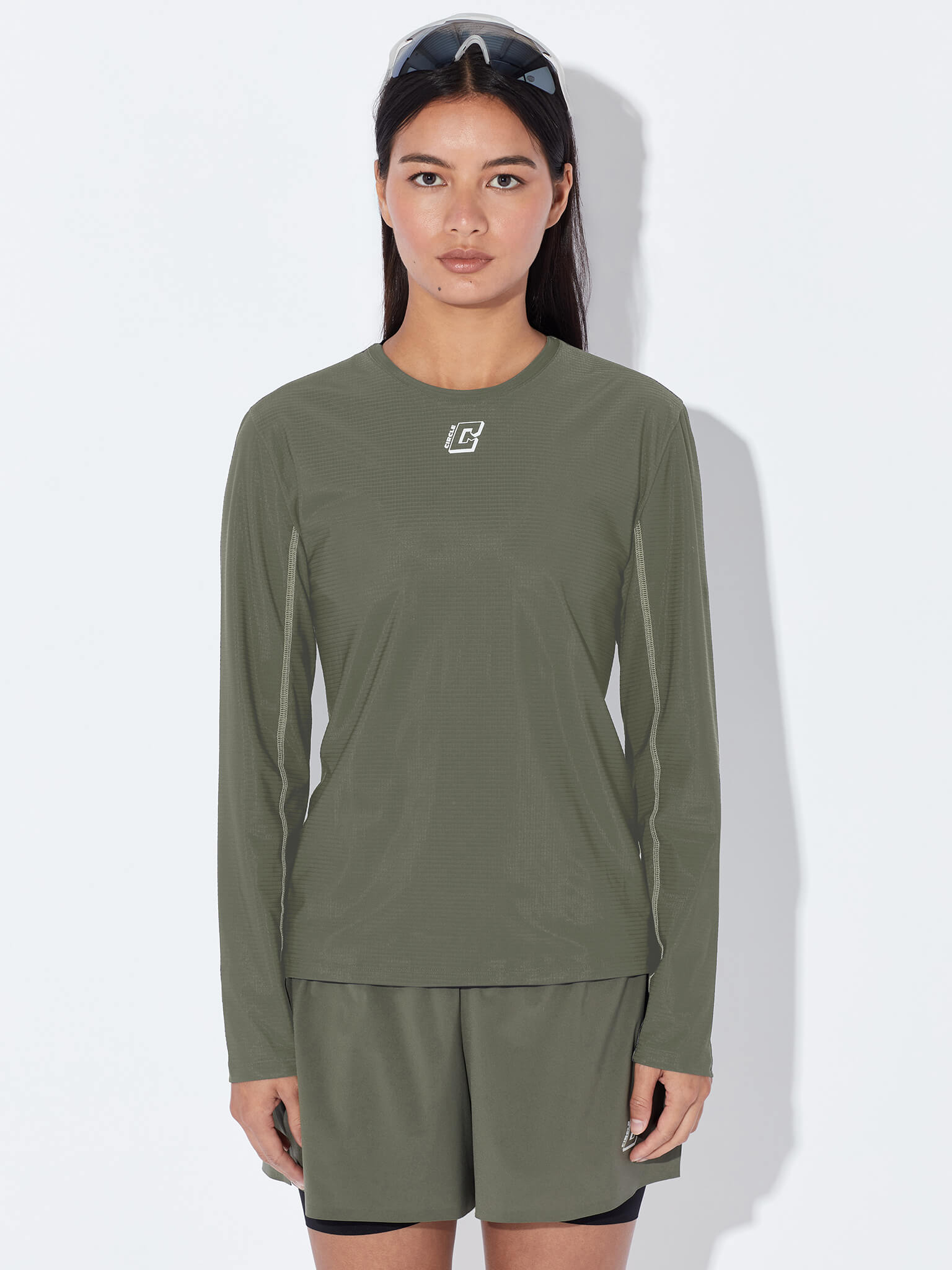circle-sportswear-t-shirt-manches-longues-legend-femme image 1
