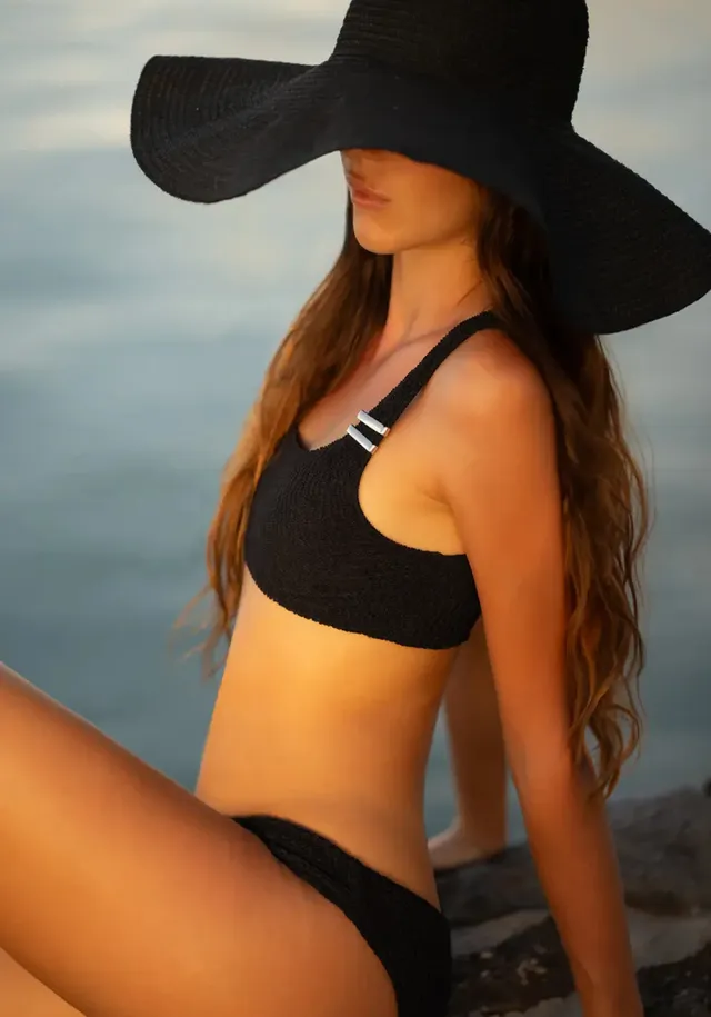 luz-collections-x-the-kooples-haut-de-maillot-deux-pi-ces-asym-trique-noir-textu image 1
