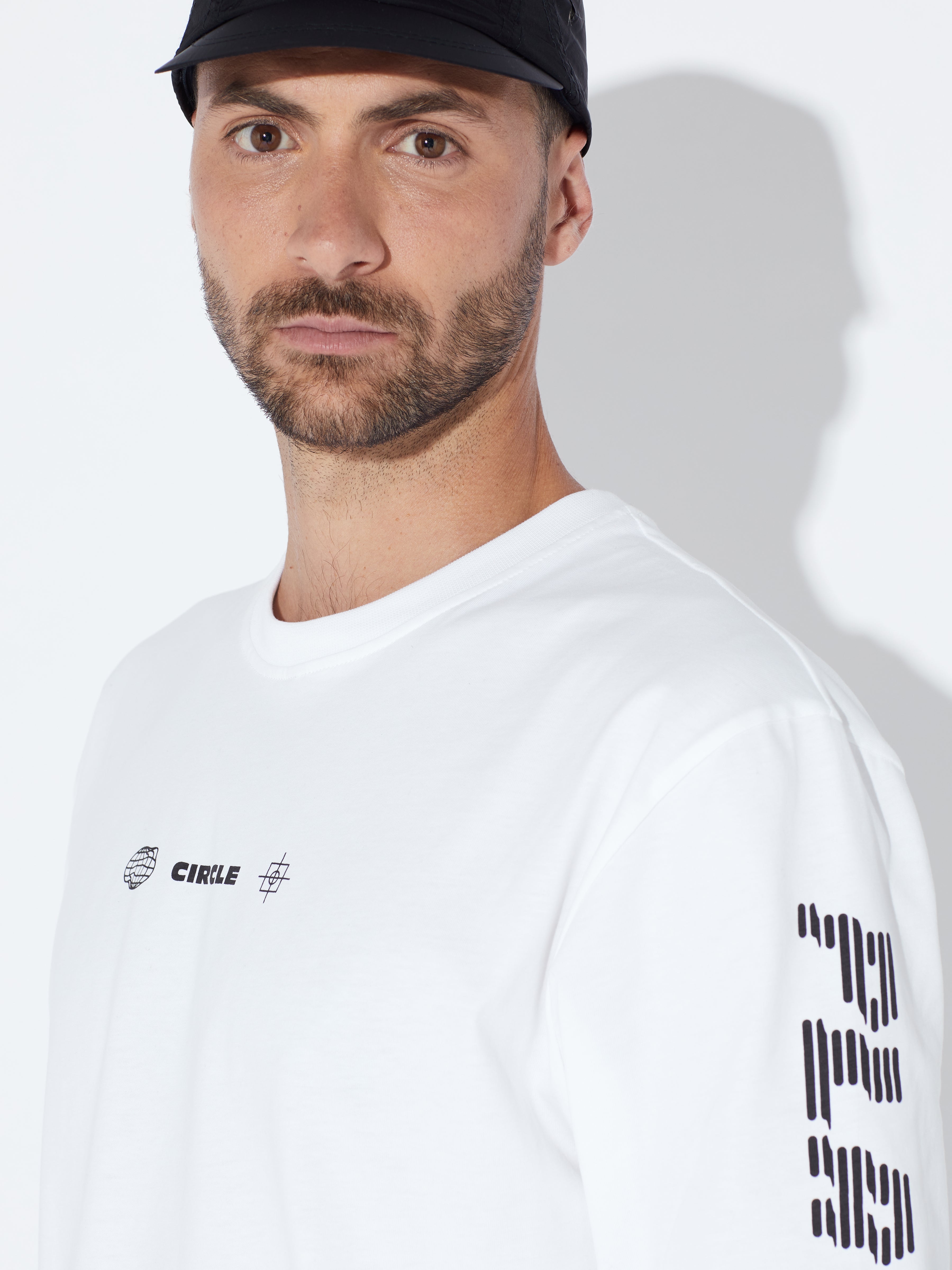 circle-sportswear-t-shirt-manches-longues-supernatural-unisexe-coton-bio-et-recy image 4