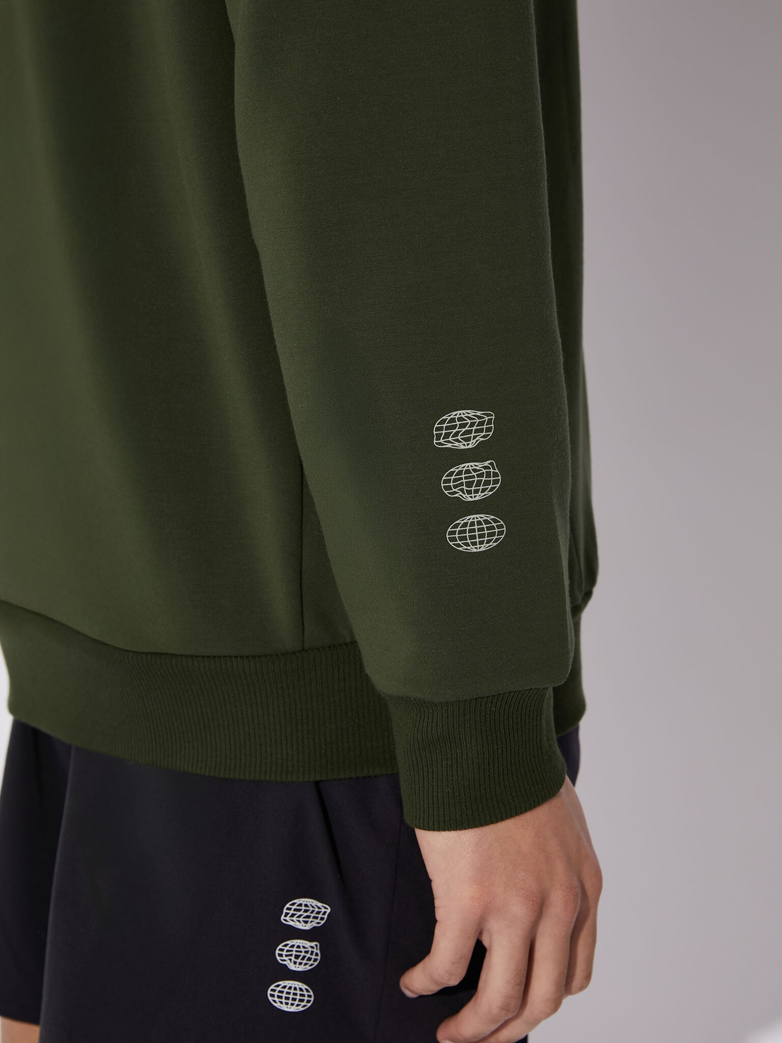 circle-sportswear-sweat-get-lucky-coupe-droite-col-rond-douceur-ultime image 3