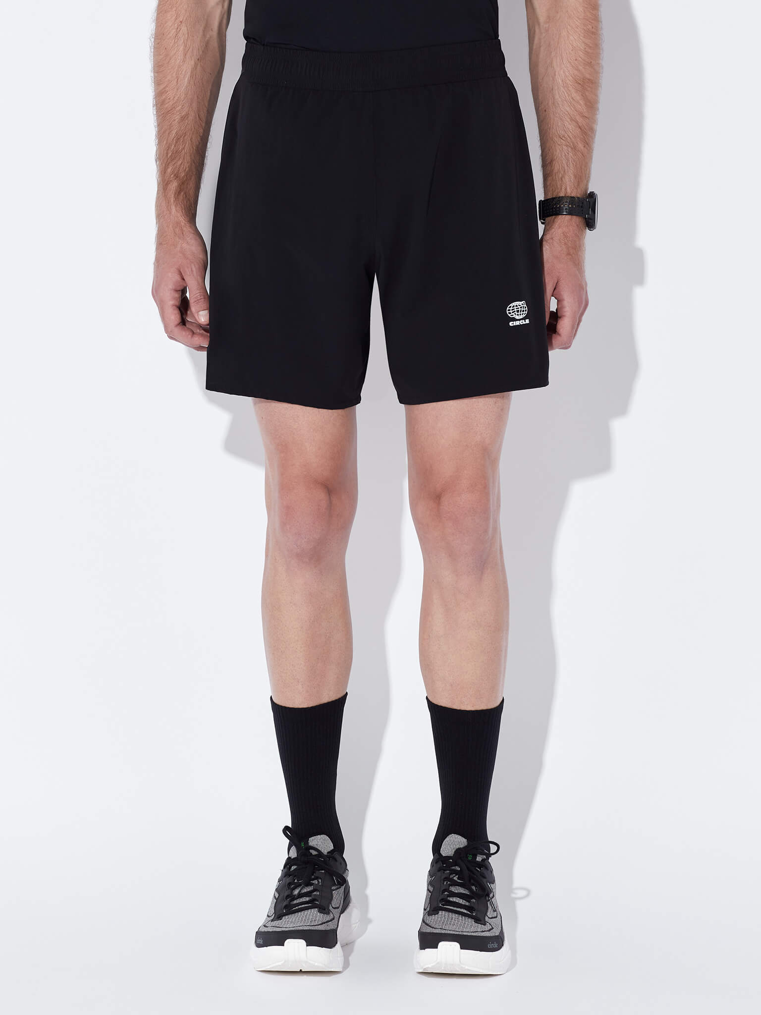 circle-sportswear-short-everystride-homme image 1