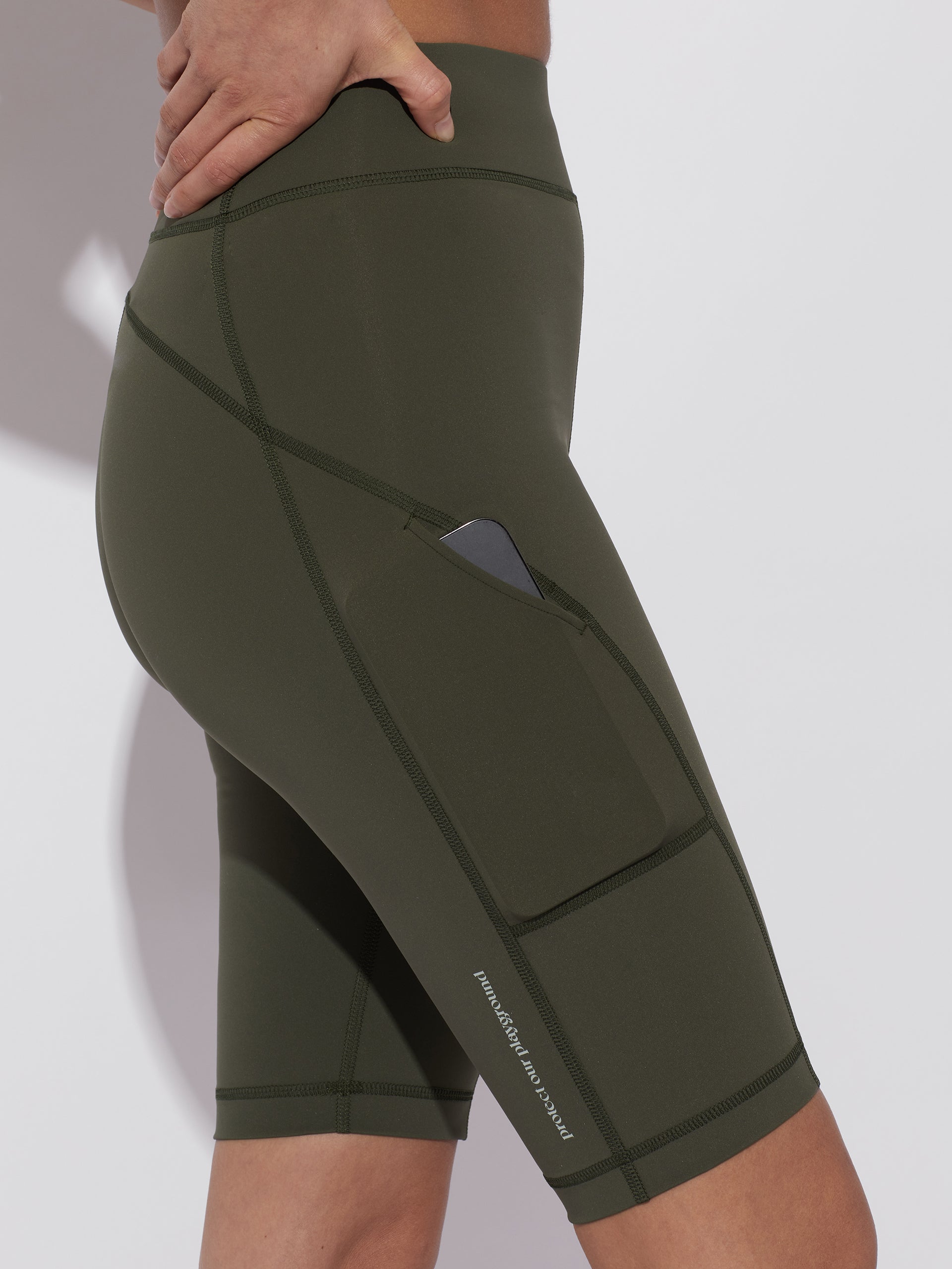 circle-sportswear-short-running-back-on-track-26-cm image 8