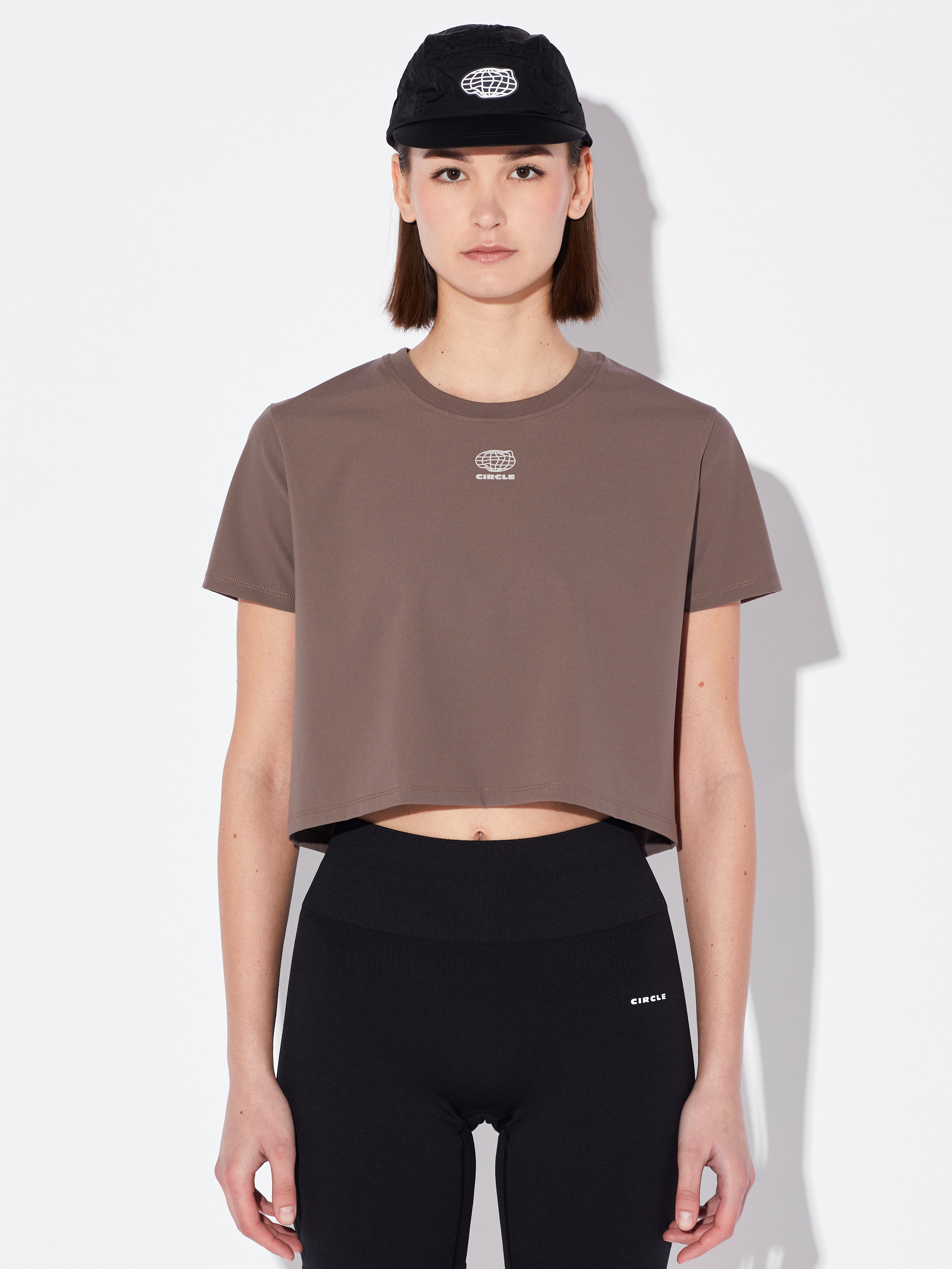 circle-sportswear-crop-top-smooth-operator-2-0-brassi-re-courte-l-g-re-en-maille image 6