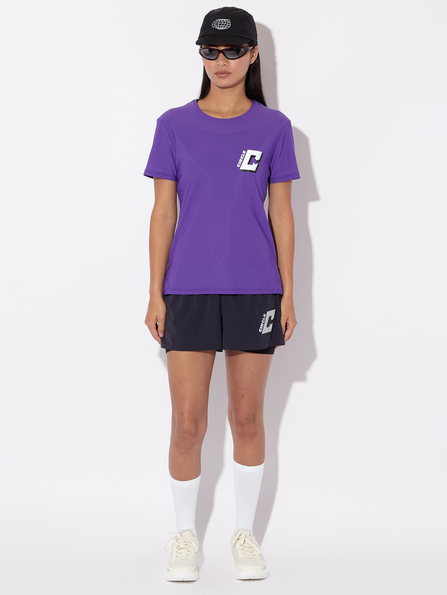 circle-sportswear-t-shirt-legend-femme image 5