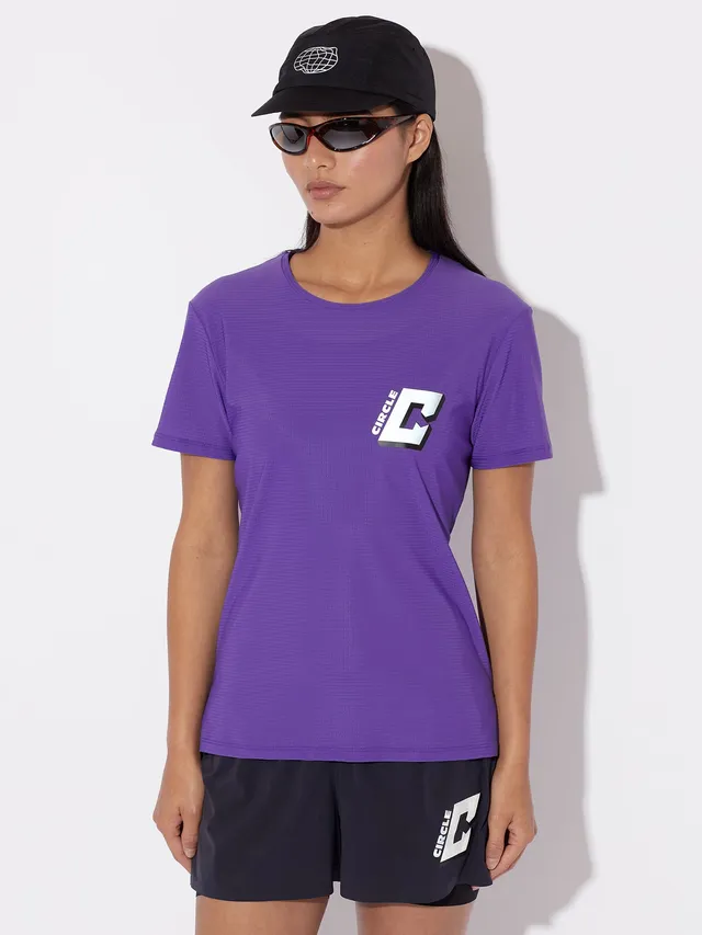 circle-sportswear-t-shirt-legend-femme image 1