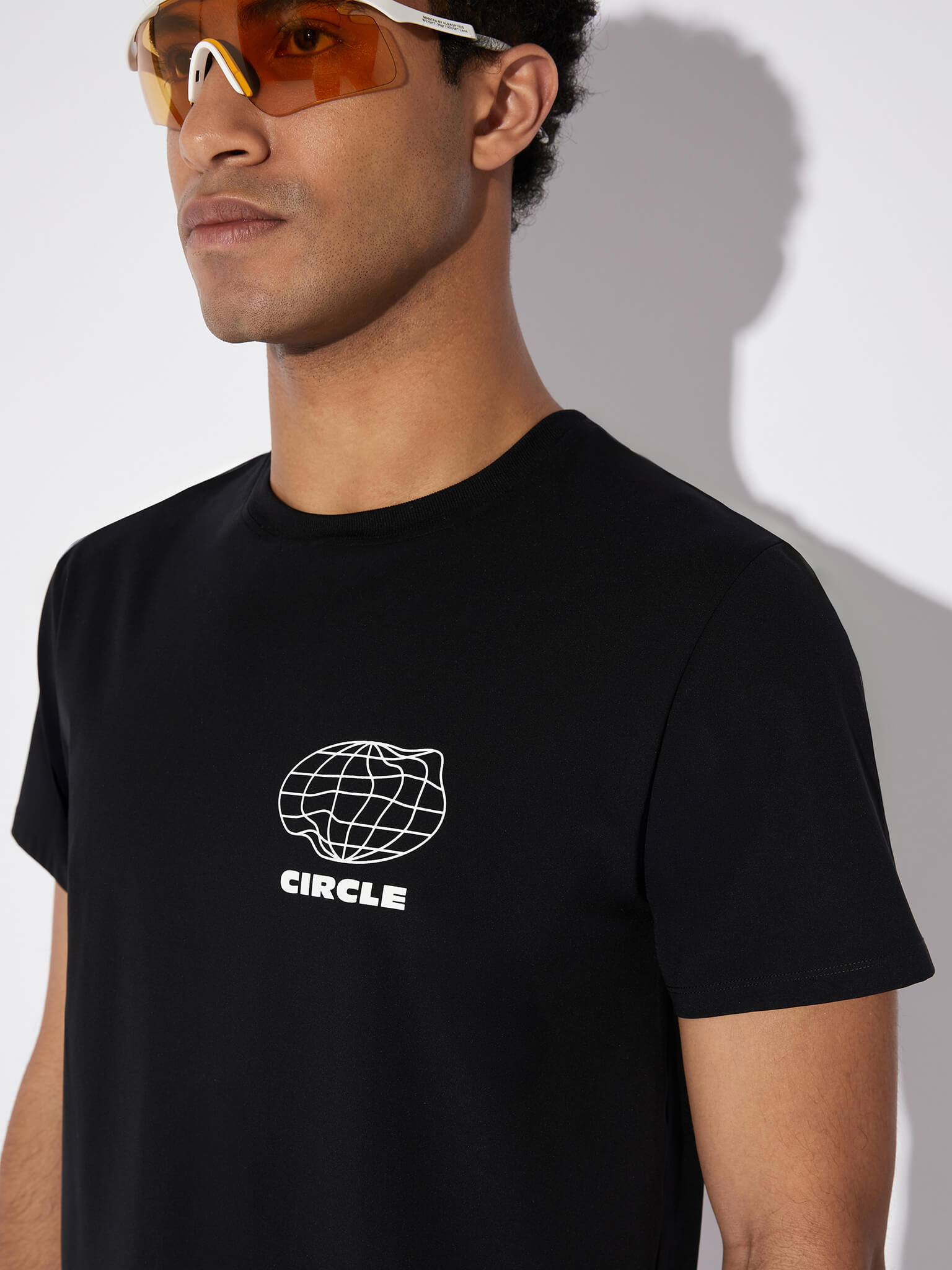 circle-sportswear-t-shirt-agility-run-polyamide-recycl-q-cycle-coupe-ajust-e image 2