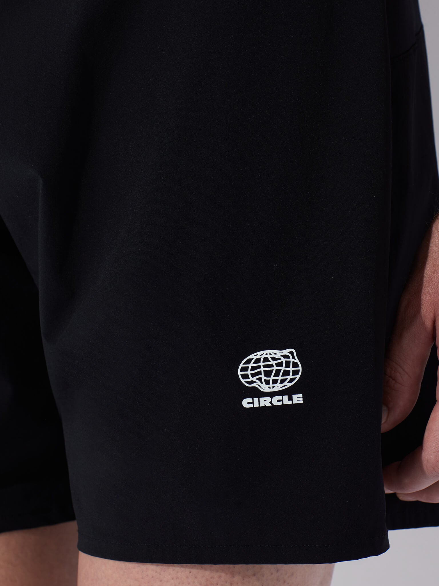 circle-sportswear-short-everystride-homme image 3