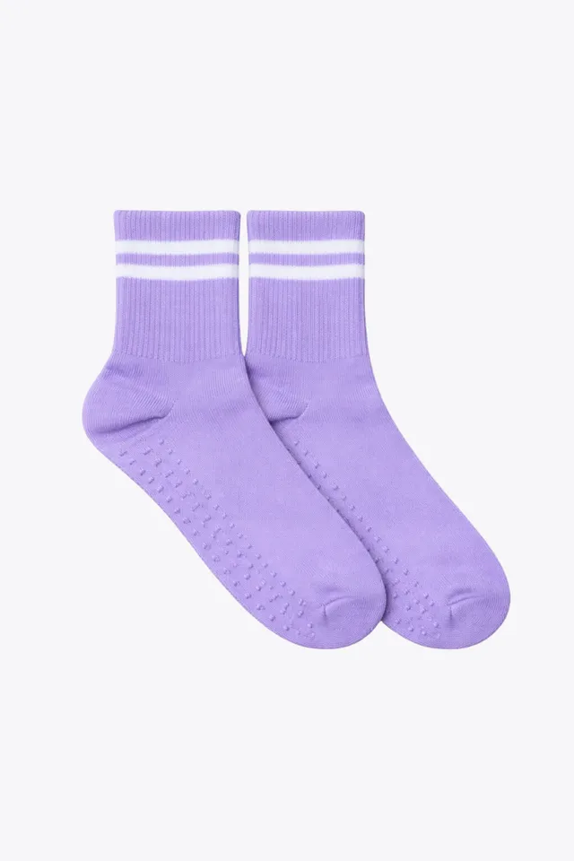 luz-collections-chaussettes-de-sport-ray-es-violettes-et-blanches image 1