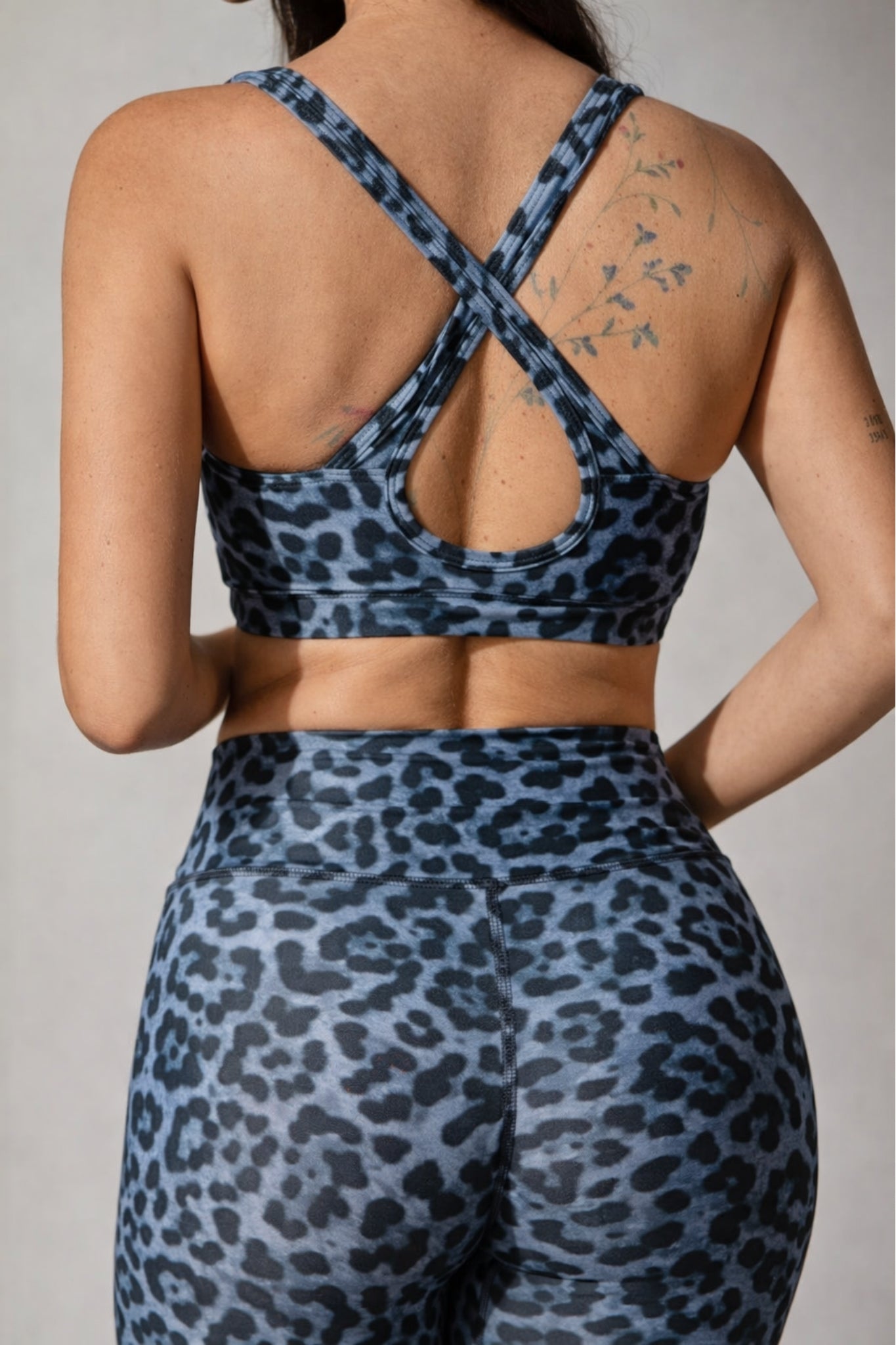 luz-collections-brassi-re-gabrielle-panth-re-bleue-maintien-fort-dos-crois image 2