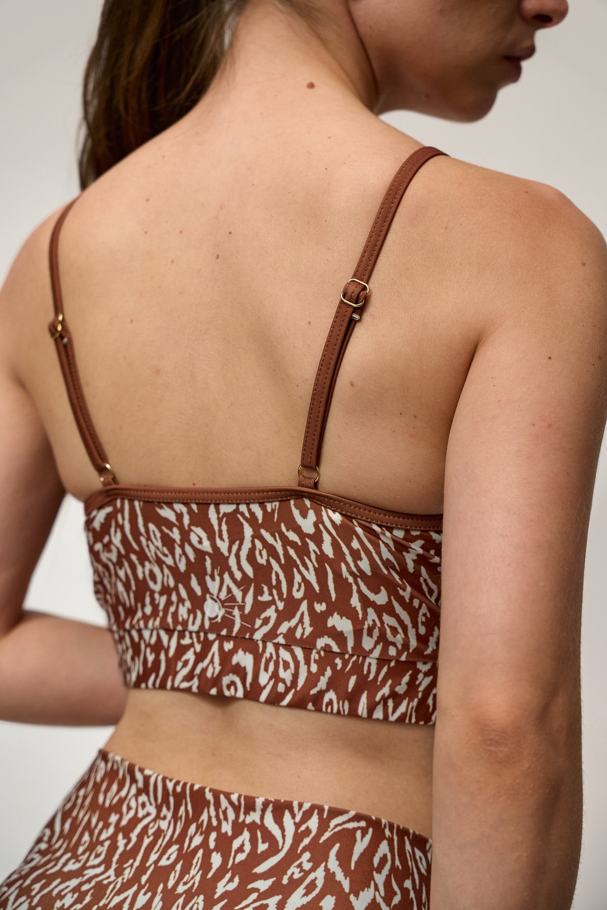 luz-collections-brassi-re-alice-chakra-daim-camel-brassi-re-bretelles-r-glables- image 4