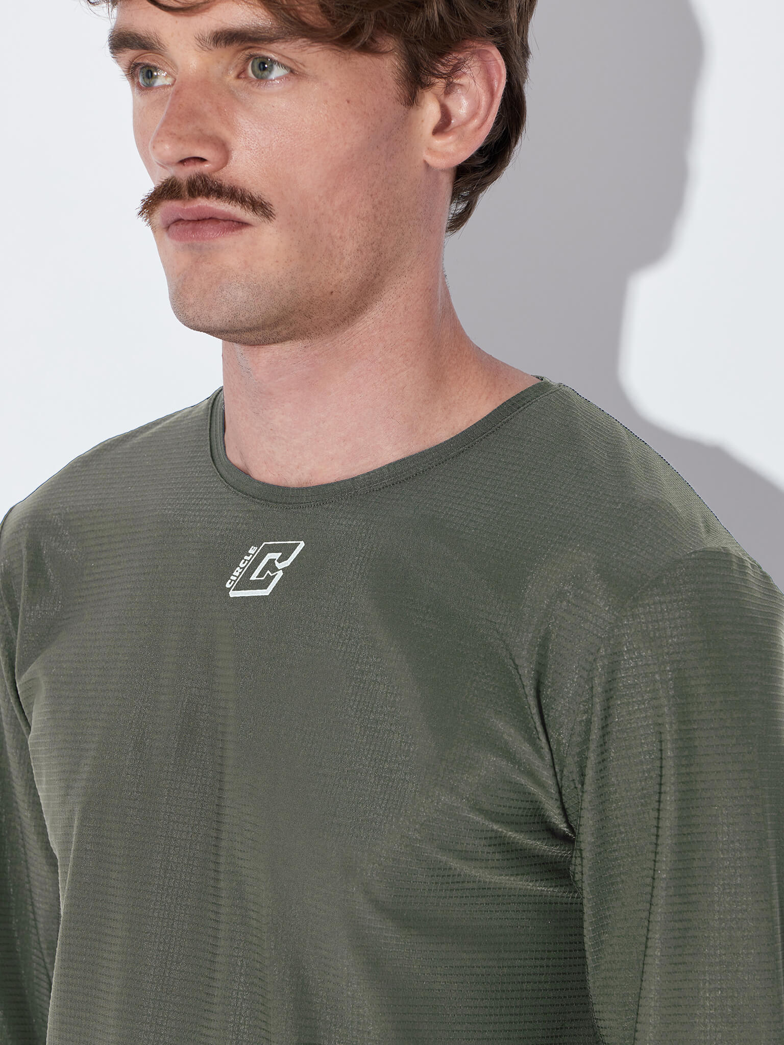 circle-sportswear-t-shirt-manches-longues-legend-homme image 2