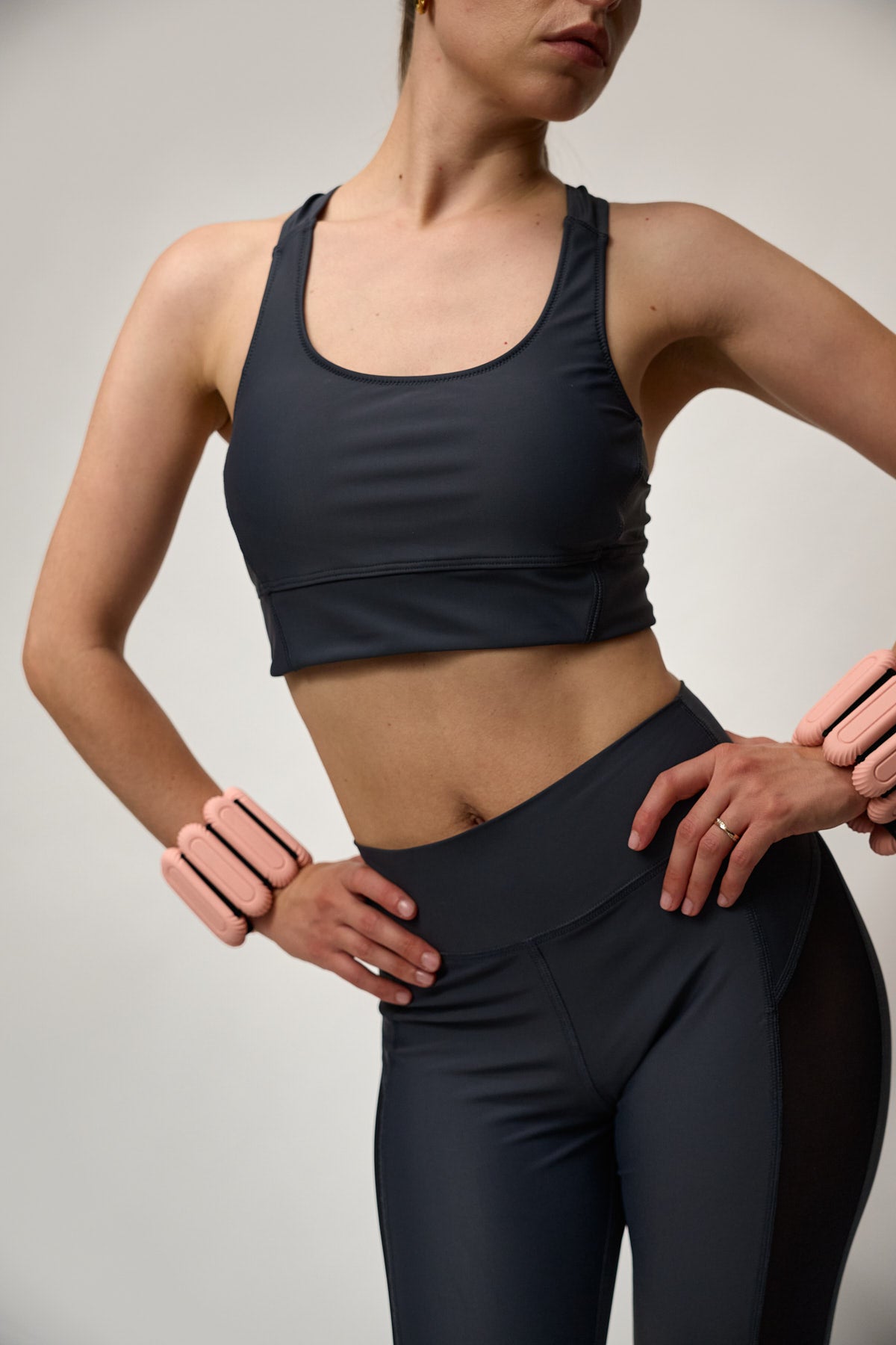 luz-collections-legging-is-e-gris-7-8-taille-mi-haute-bande-transparente image 3