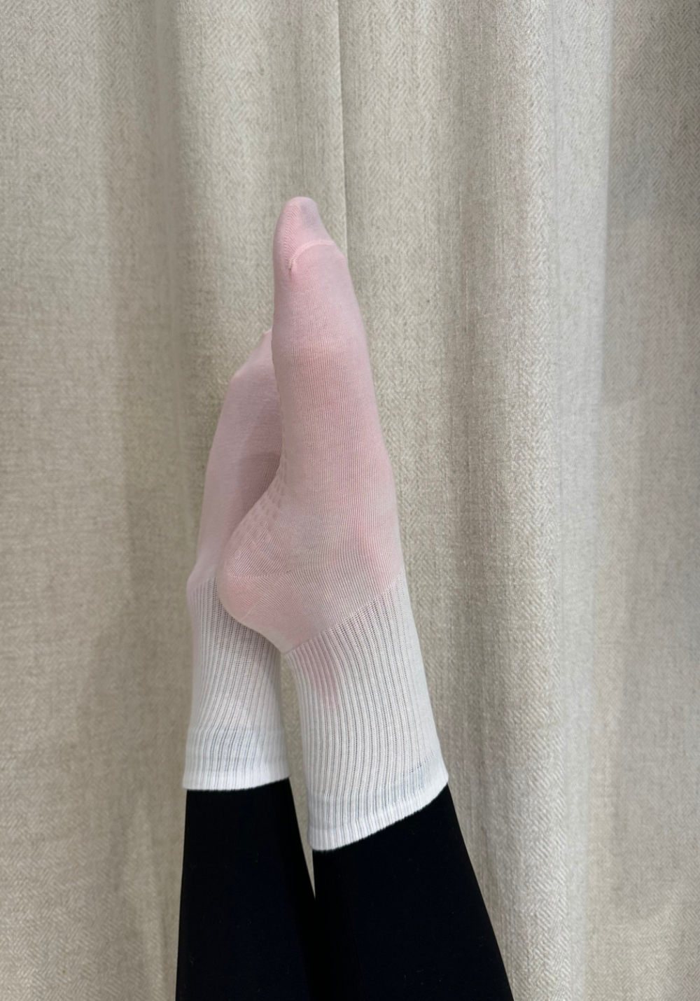 luz-collections-chaussettes-de-sport-d-grad-es-roses-anti-d-rapantes image 2