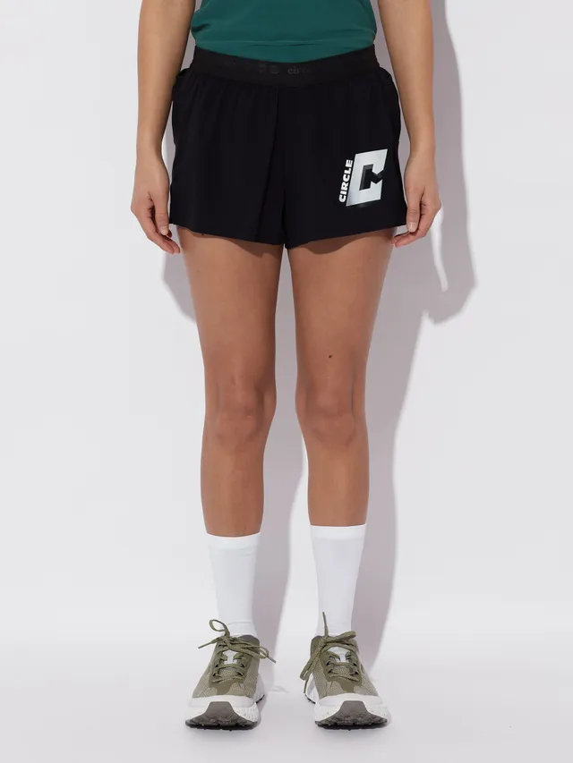 circle-sportswear-short-legend-femme image 1