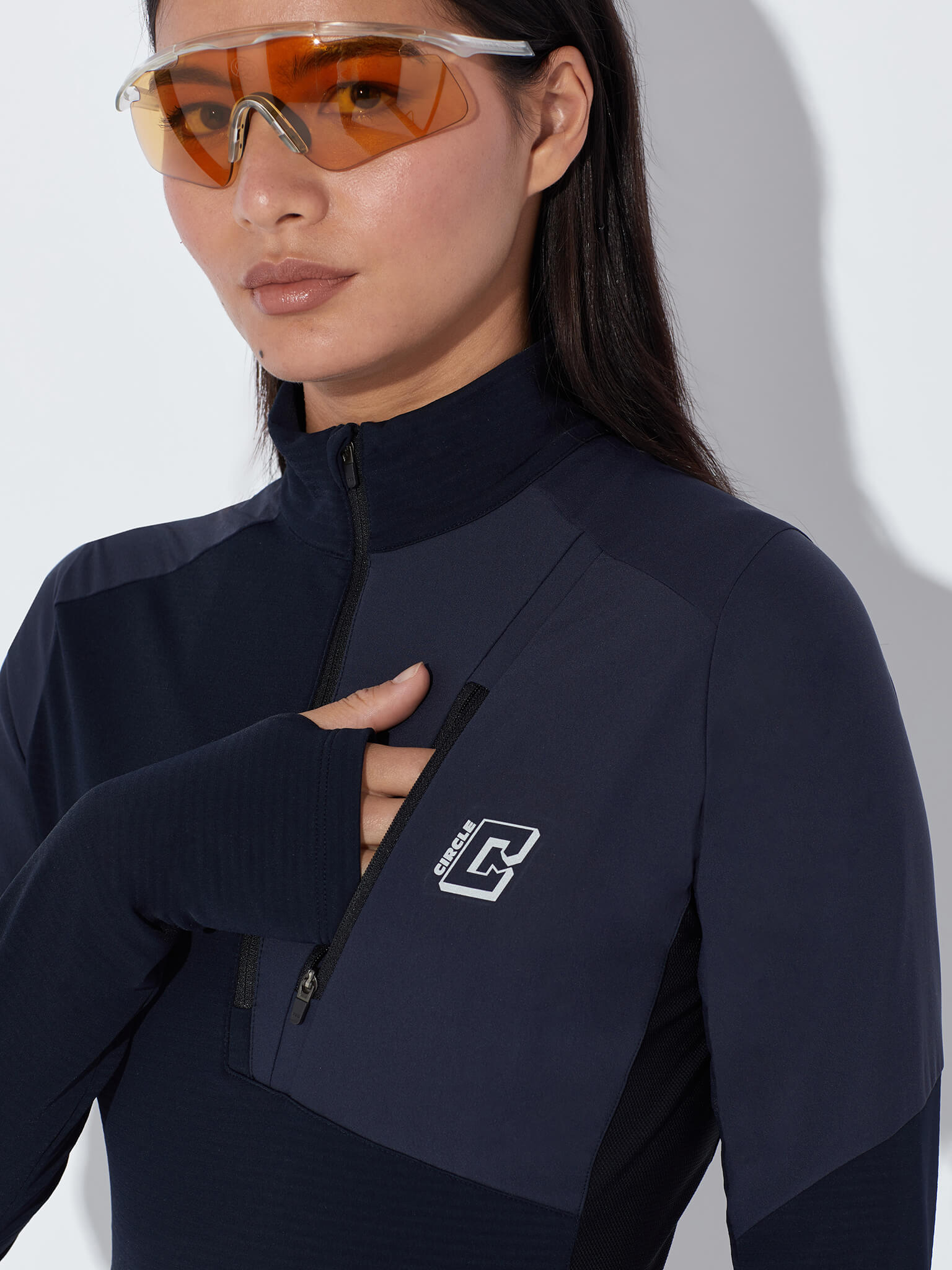 circle-sportswear-seconde-couche-winter-layer-femme-2-0-collection-legend-mesh-h image 2