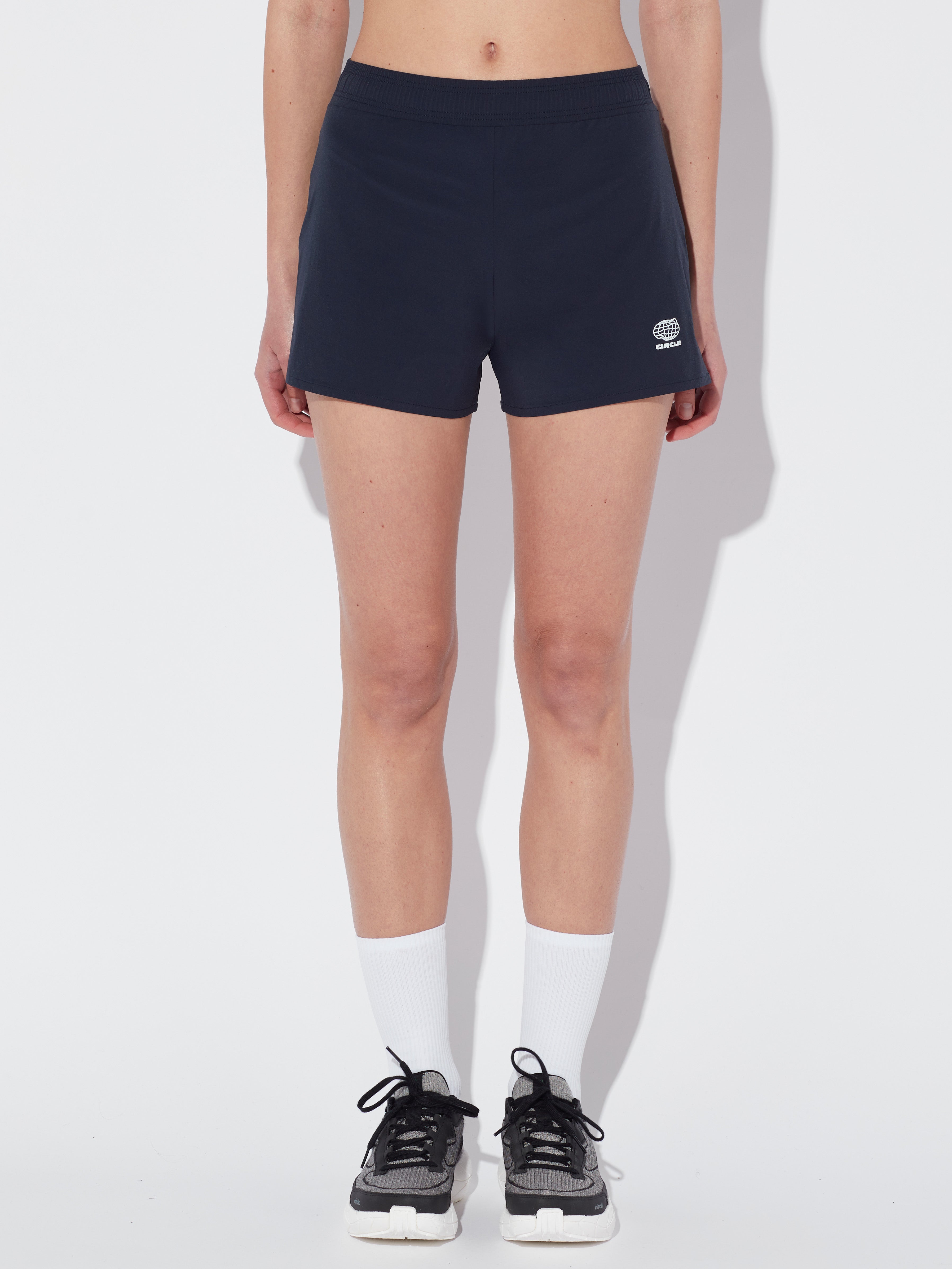 circle-sportswear-short-everystride-femme-double-poche-zipp-e-mati-res-recycl-es image 6